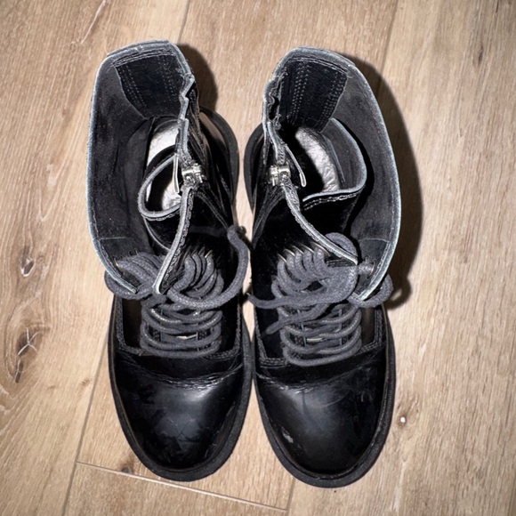 Jeffrey Campbell Black Combat Boots- size 9 - Picture 4 of 7